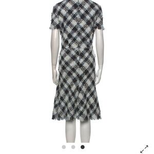 Black and White A-Line Midi Dress with Crew Neck